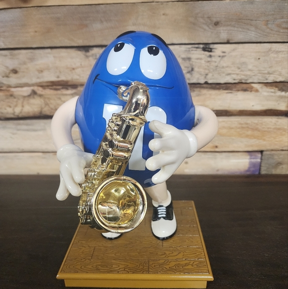 Blue M&M Character with Saxophone Figurine - Picture 1 of 3